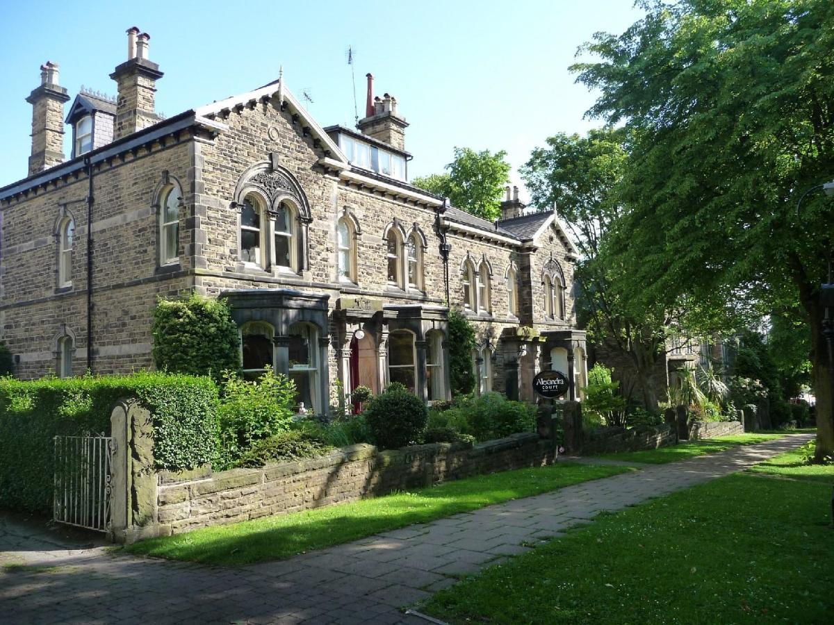 ハロゲート Alexandra Court Bed & Breakfast エクステリア 写真